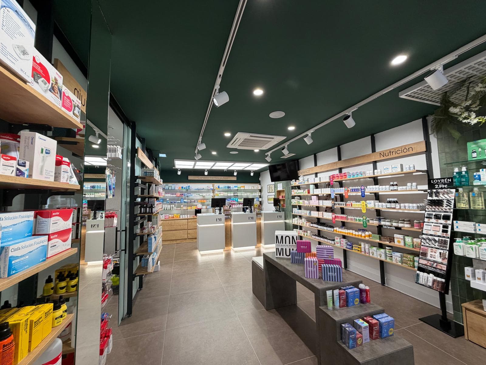 Reforma farmacia Mondéjar
