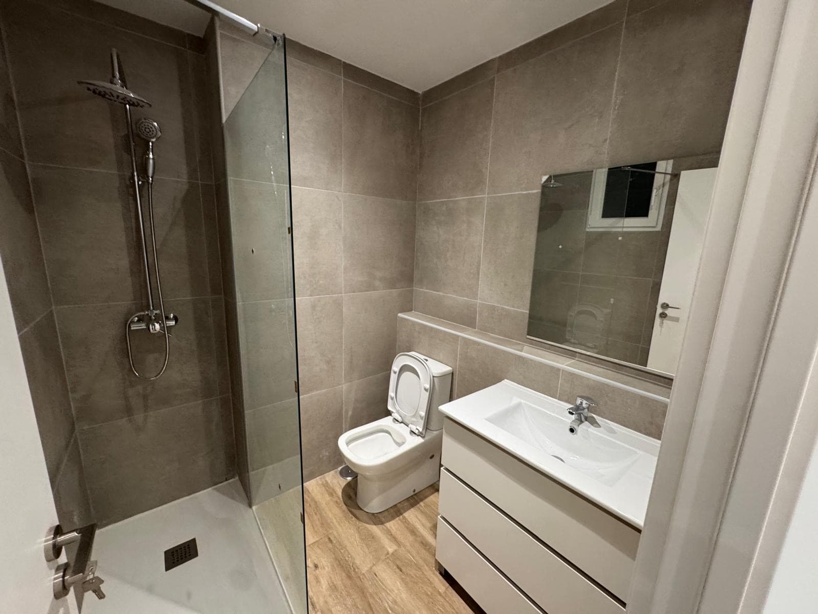 Baño reformado en Guadalajara